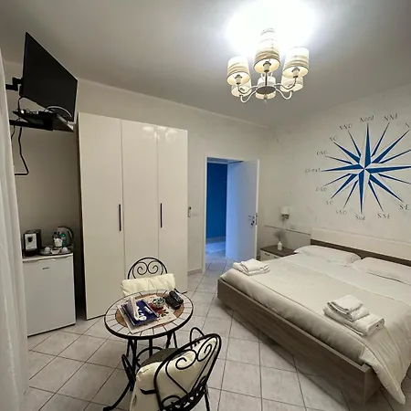 Belvedere Nocleg ze śniadaniem 3*