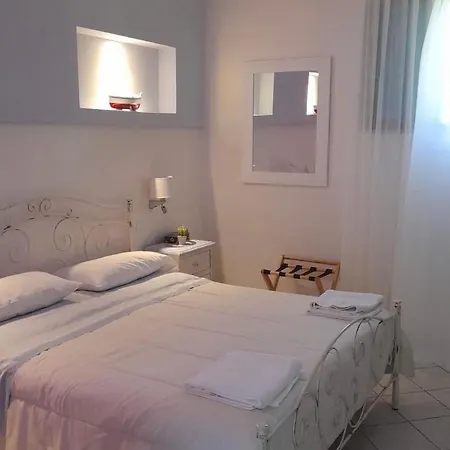 Oda ve Kahvaltı Belvedere Castro (Lecce)